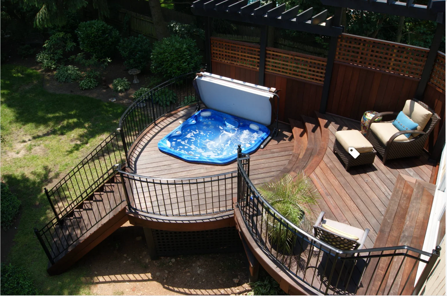 Traditional Wooden Hot Tub Deck
